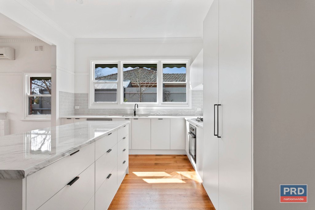 18 Strickland Road EAST BENDIGO 6