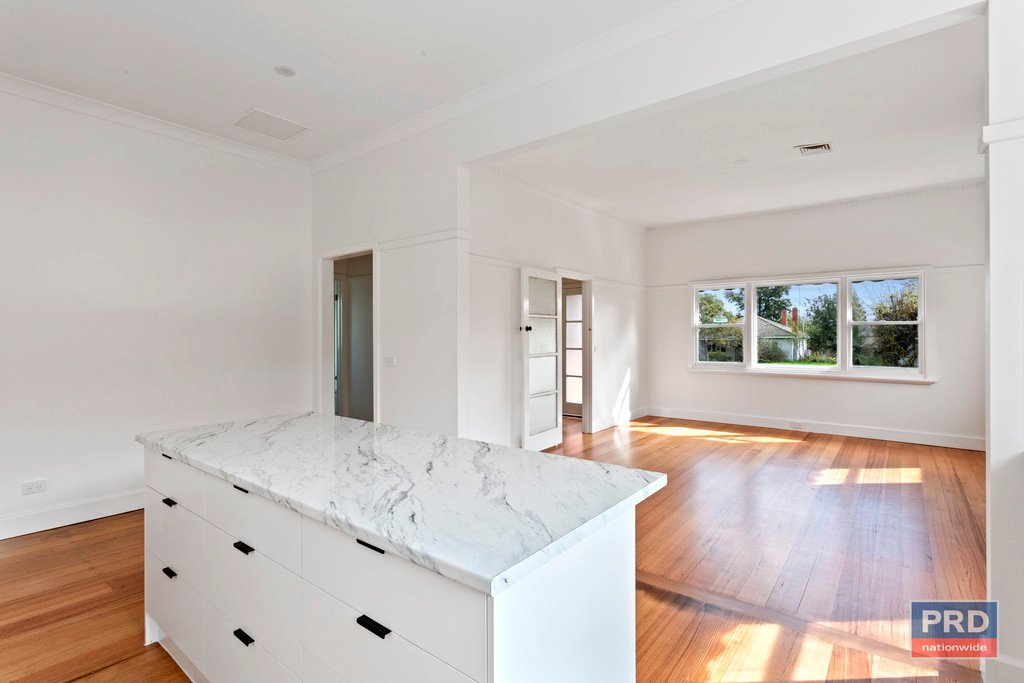 18 Strickland Road EAST BENDIGO 7