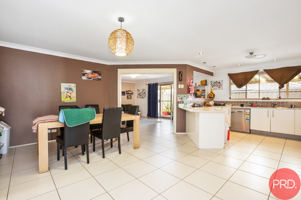 18 Strutt Crescent METFORD 3