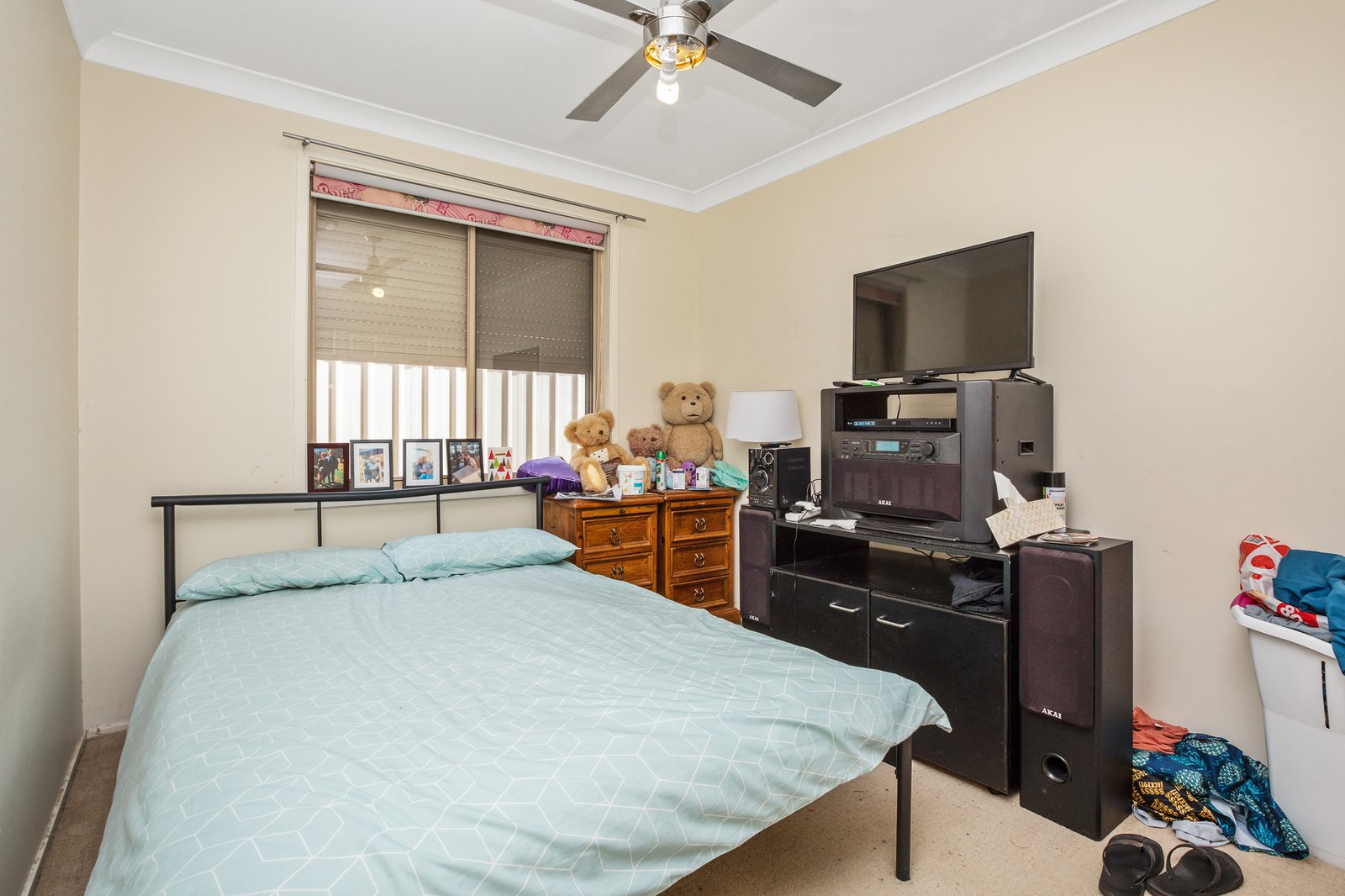 18 Strutt Crescent METFORD 12