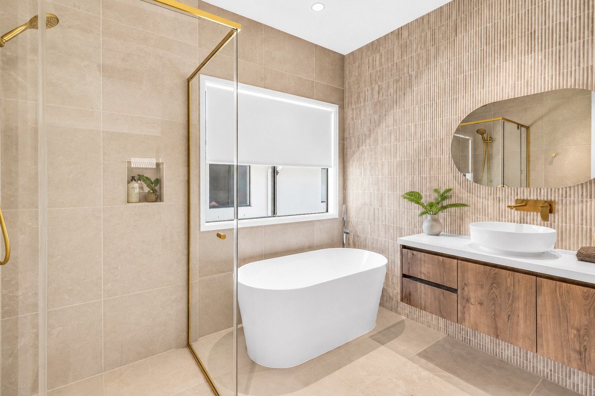 18 Suncove Court Burleigh Heads 15