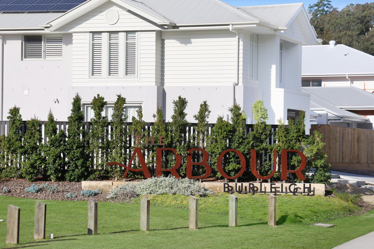 18 Suncove Court Burleigh Heads 22