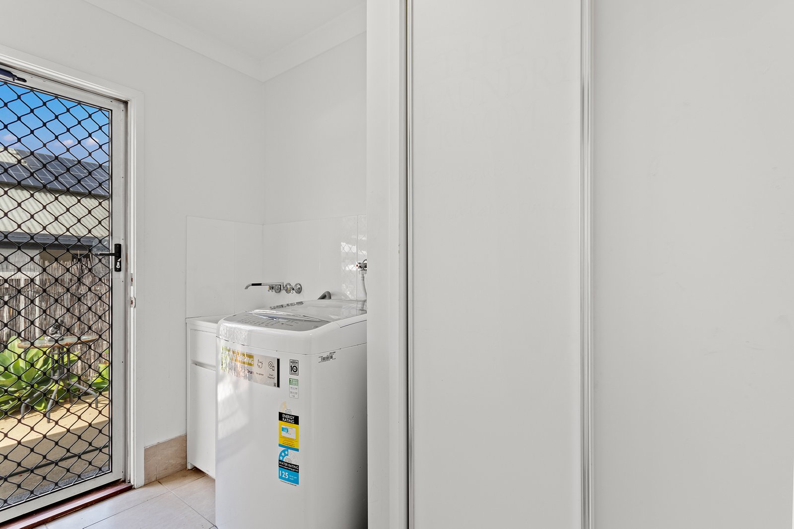18 Sunset Drive JUBILEE POCKET 16