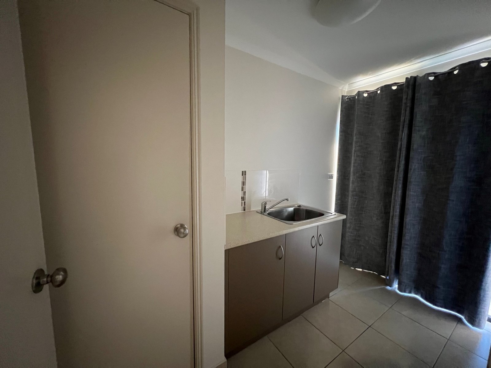 18 SURITA Court BOYNE ISLAND 8