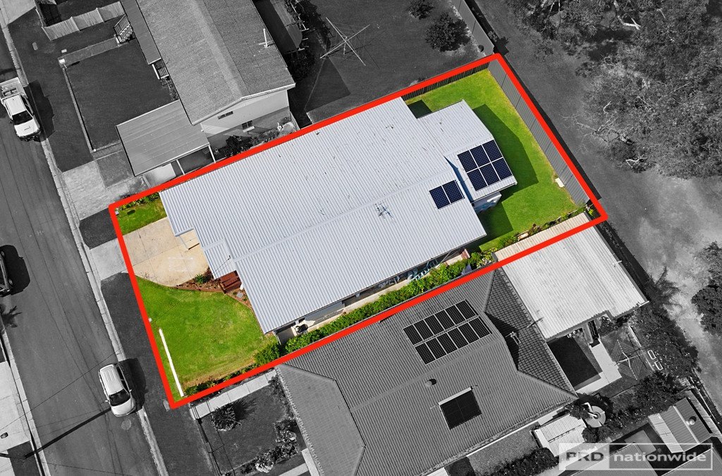 18 Susanne Street SOUTHPORT 12