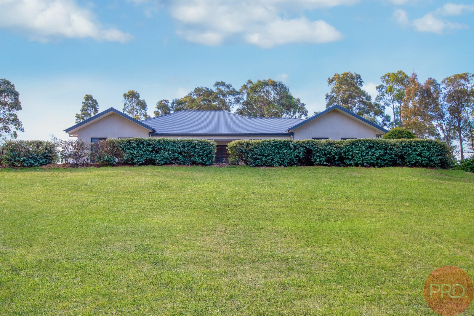 18 Sutton Grove BRANXTON 2