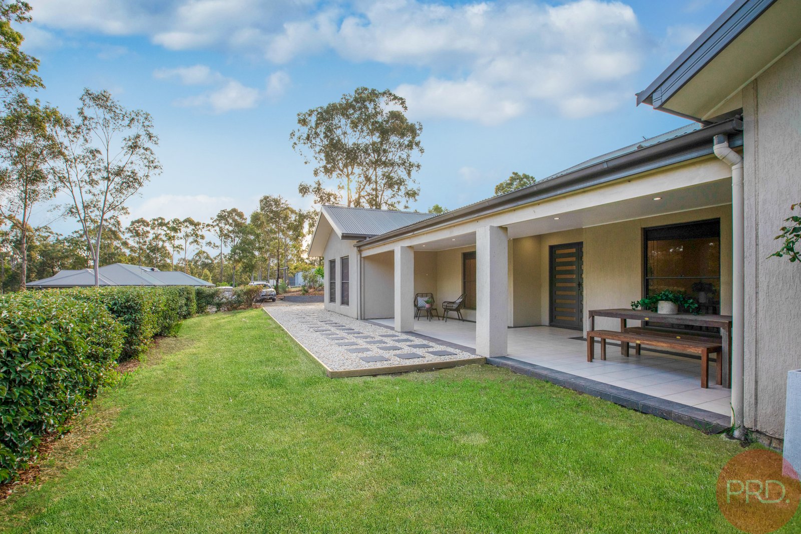 18 Sutton Grove BRANXTON 8