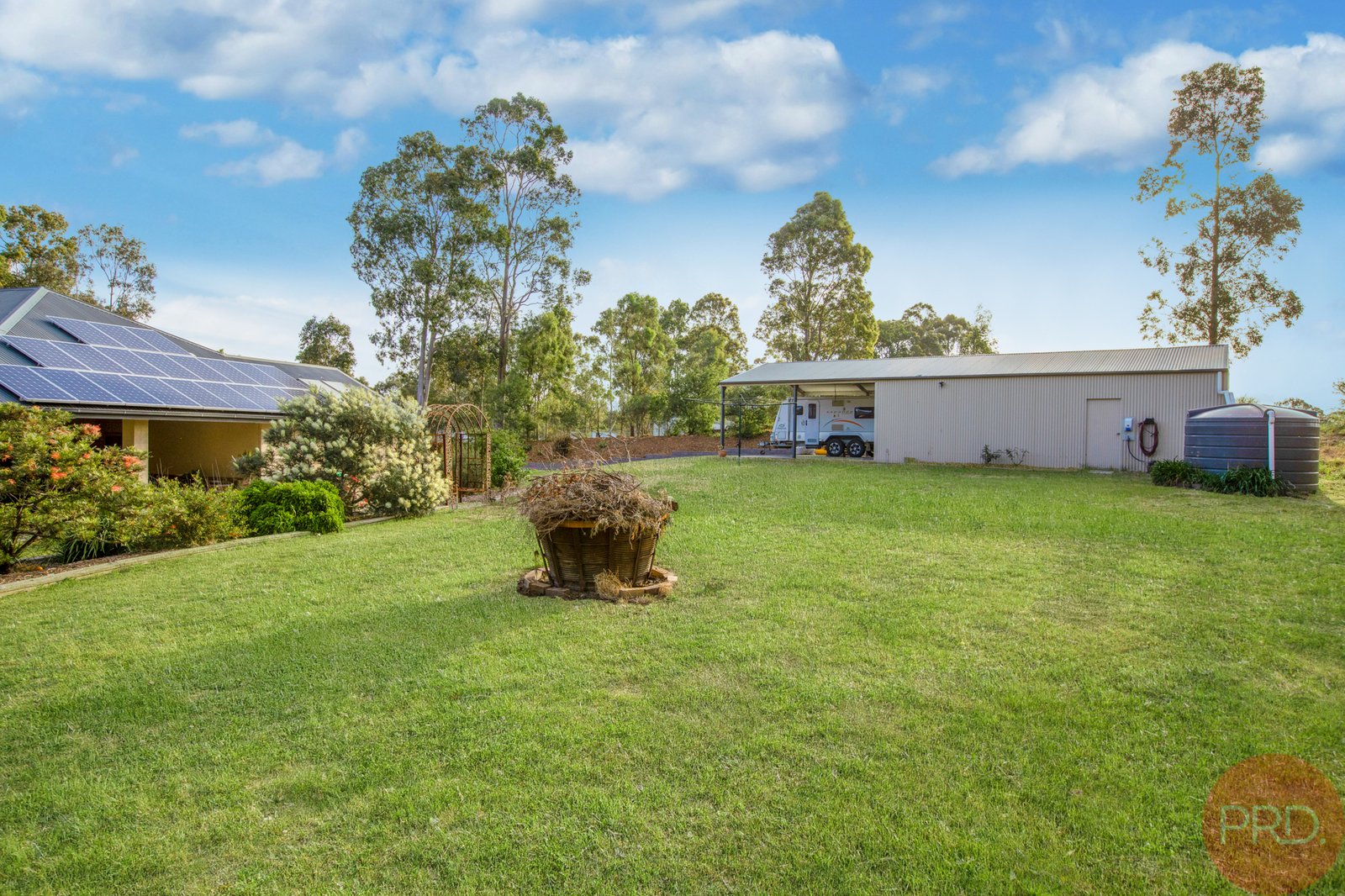 18 Sutton Grove BRANXTON 10