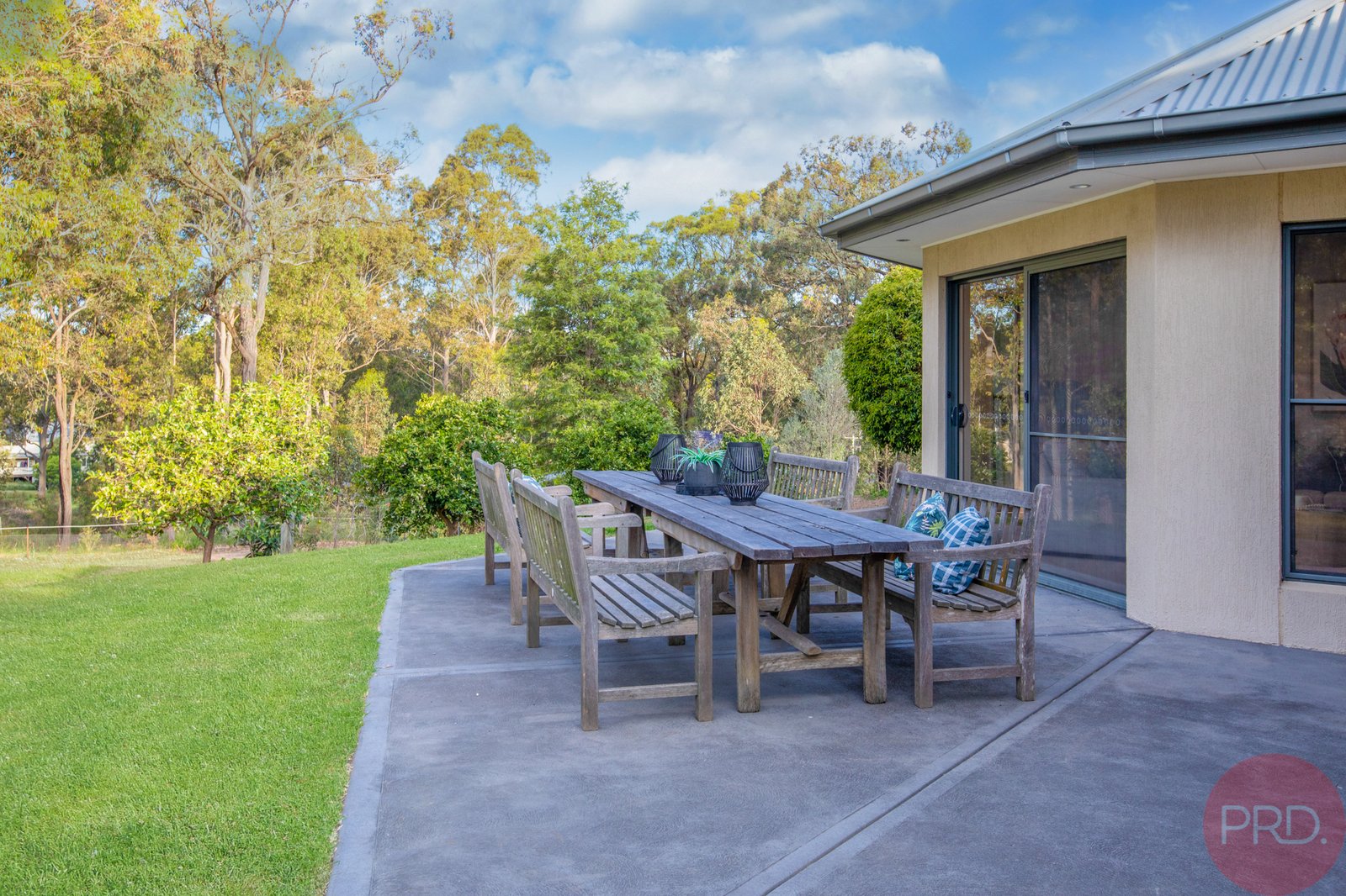 18 Sutton Grove BRANXTON 16