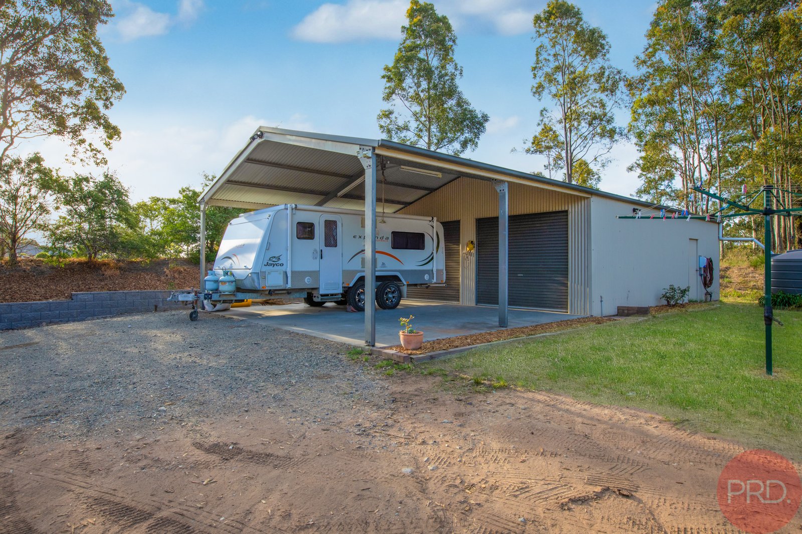 18 Sutton Grove BRANXTON 18