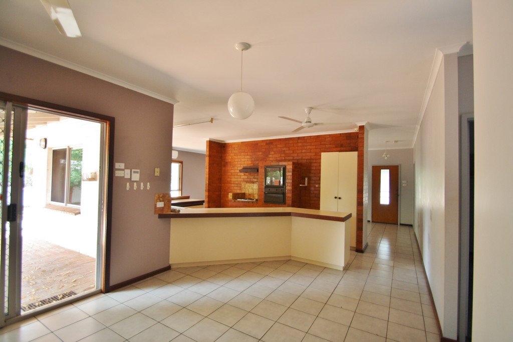 18 Taiji Road CABLE BEACH 7