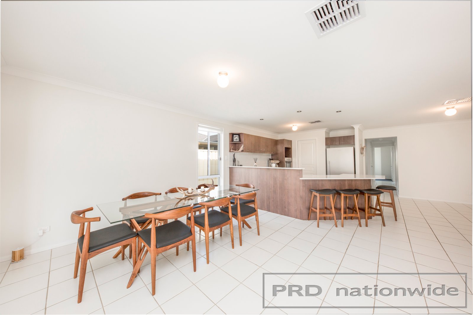 18 Tallowwood Way THORNTON 4