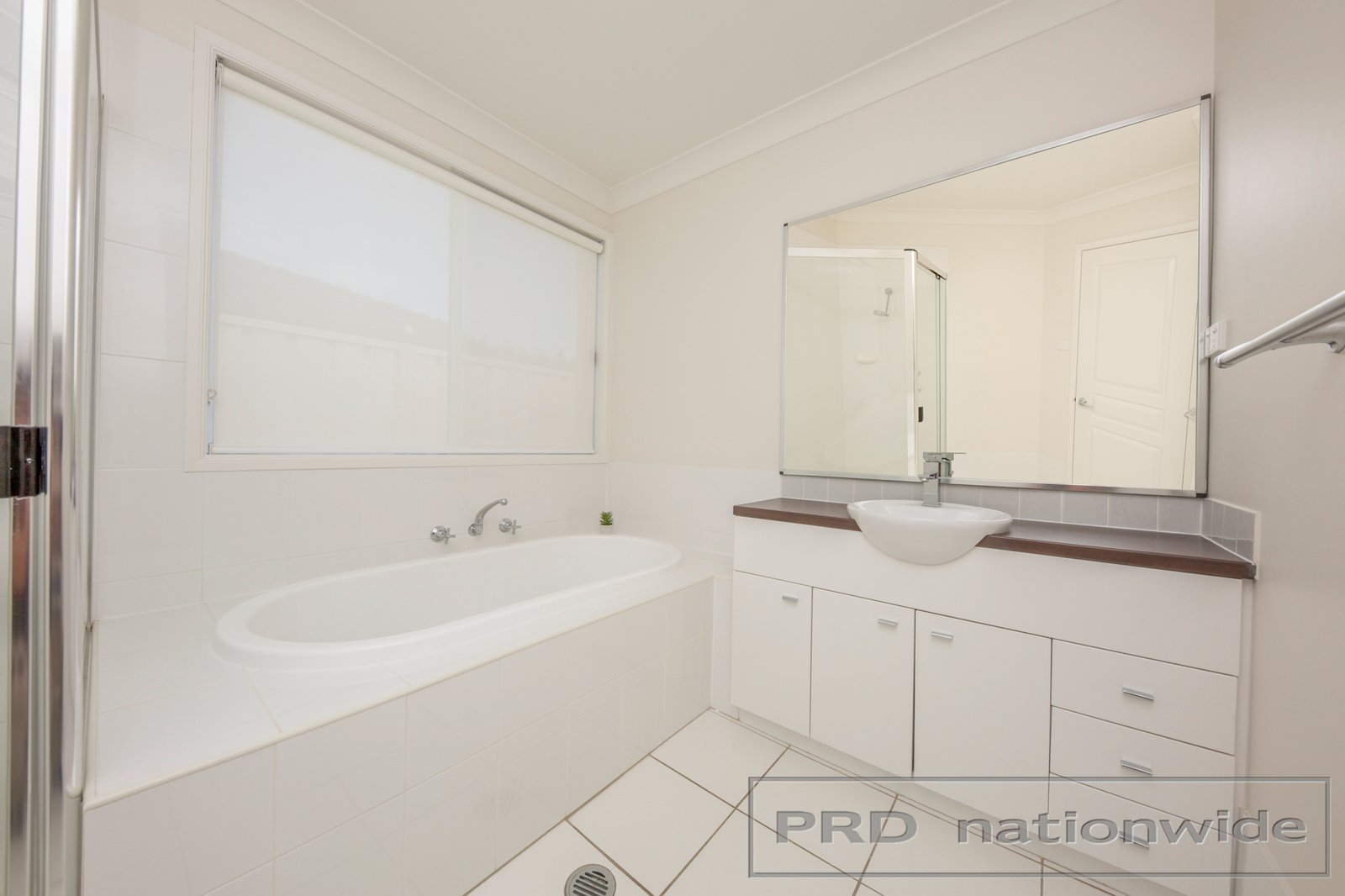 18 Tallowwood Way THORNTON 13