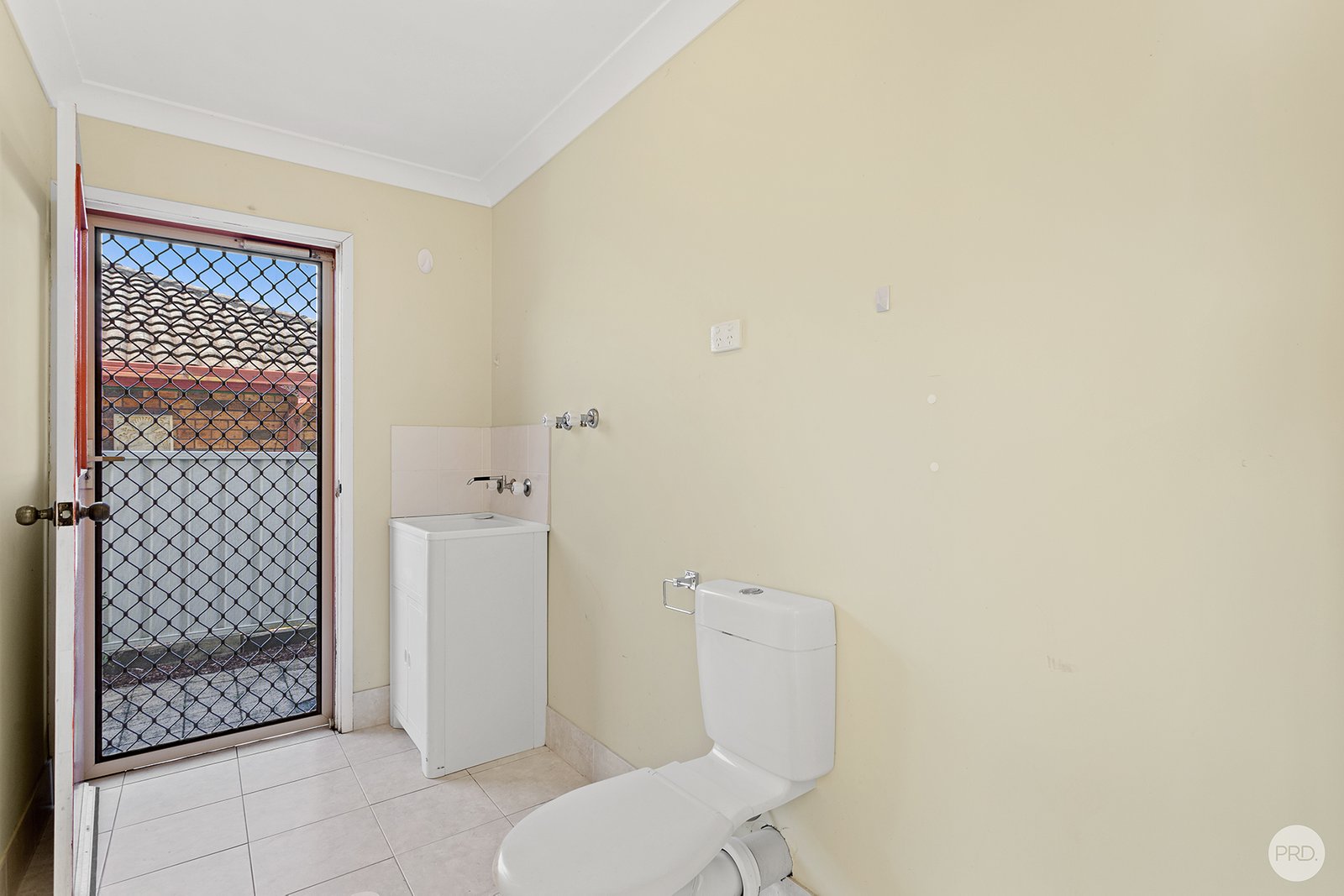 18 The Breakwater  CORLETTE 16