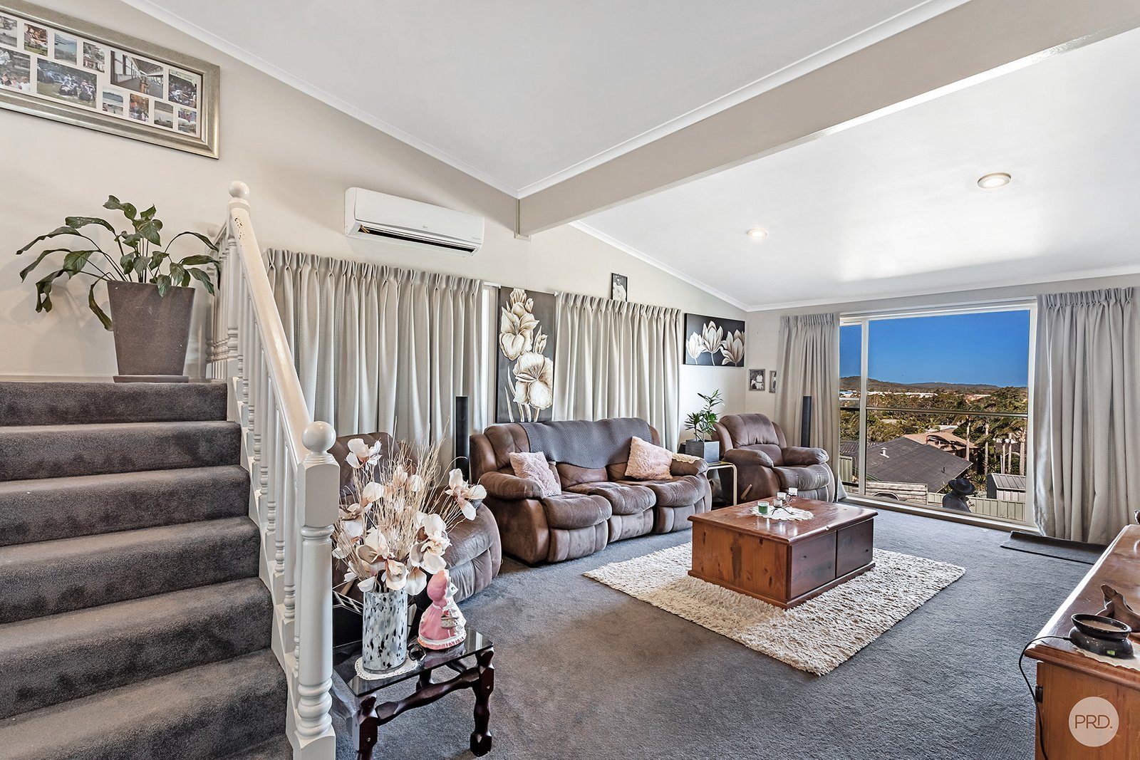 18 The Yardarm  CORLETTE 3