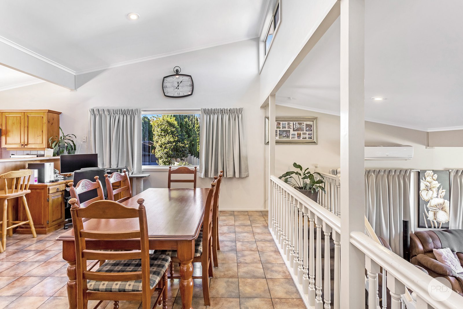 18 The Yardarm  CORLETTE 5