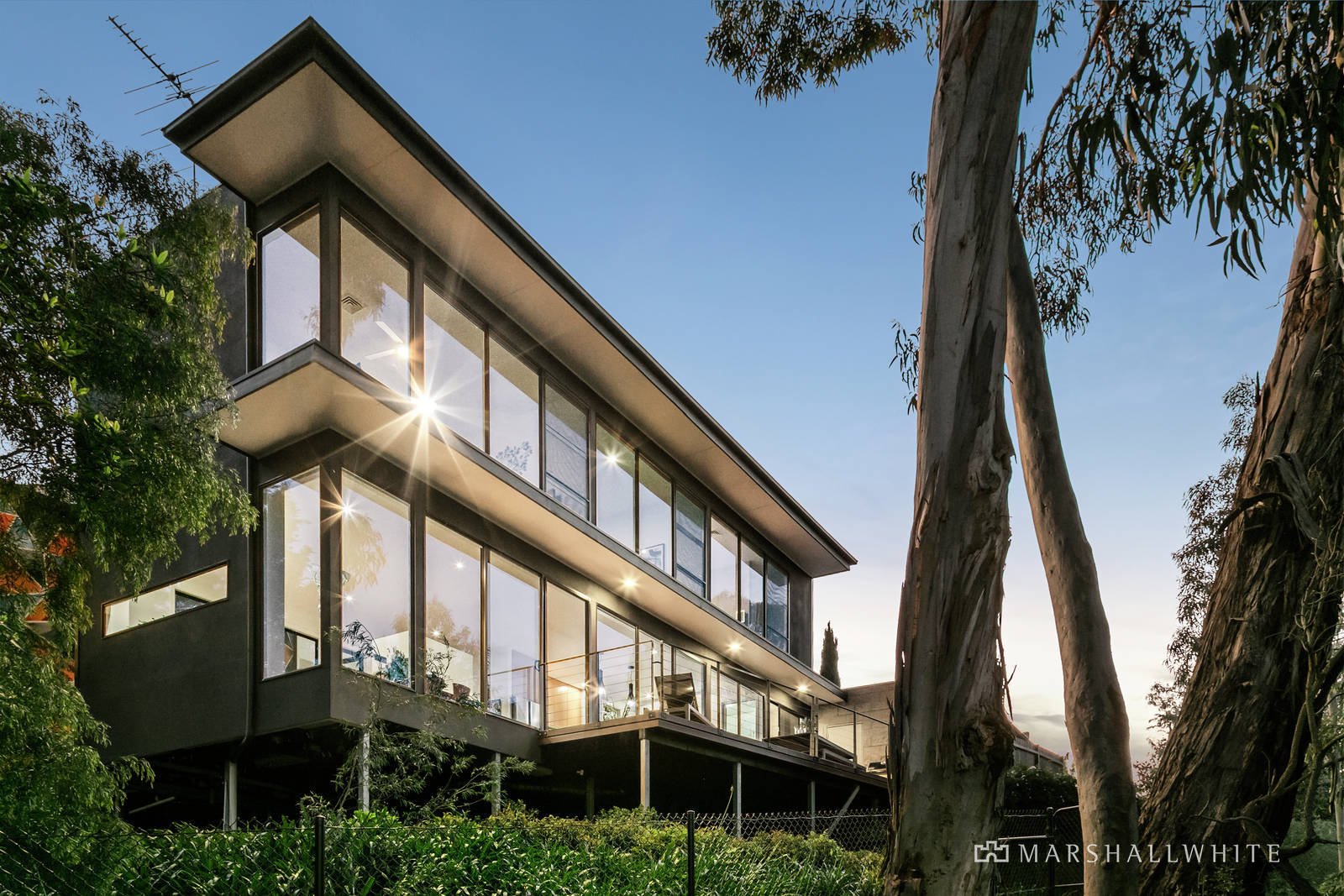 18 Thornbury Crescent, Malvern East, VIC