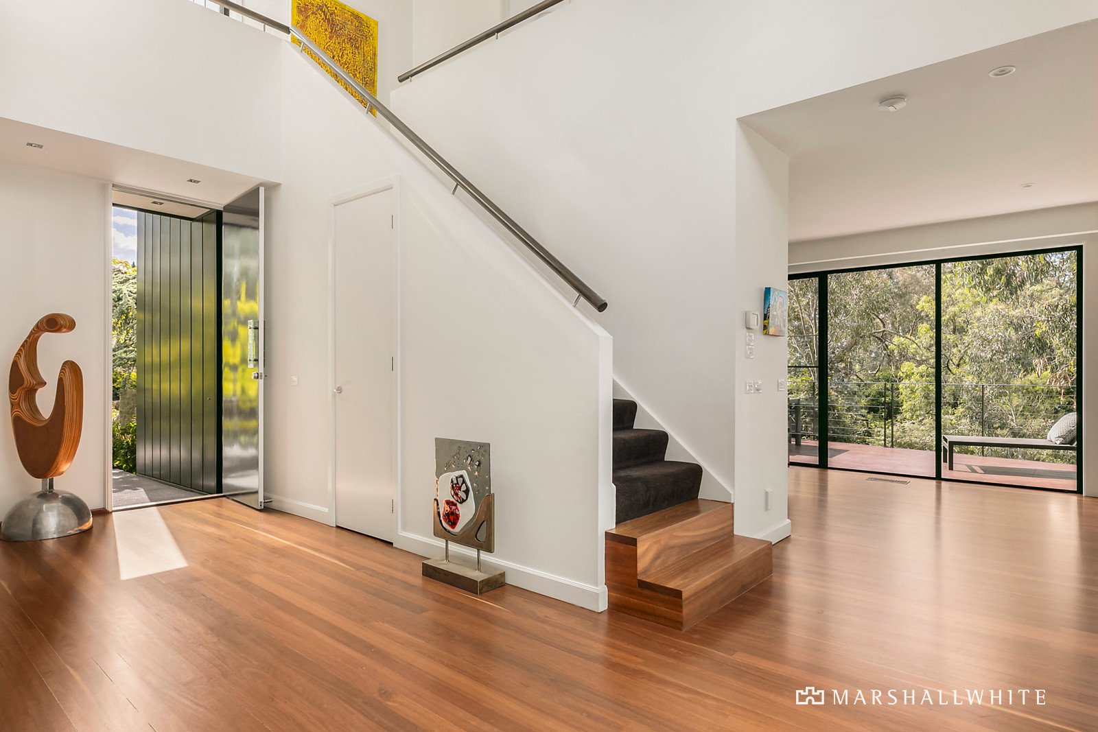 18 Thornbury Crescent, Malvern East, VIC