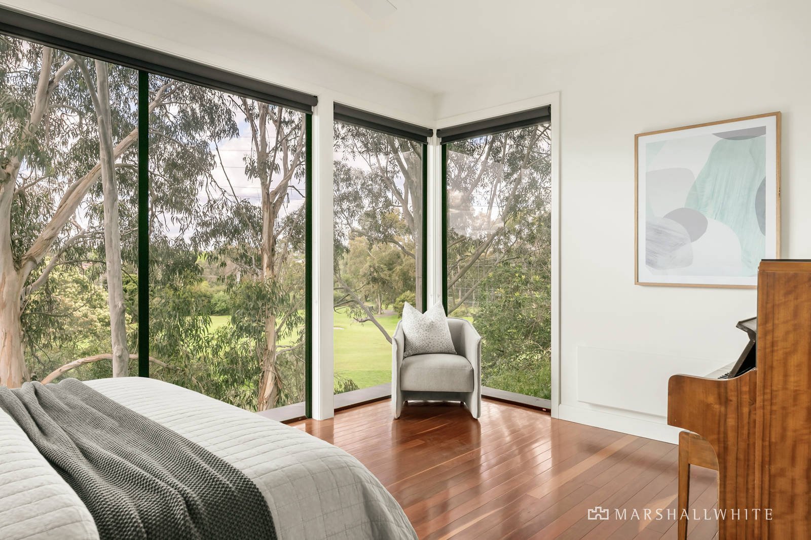 18 Thornbury Crescent, Malvern East, VIC