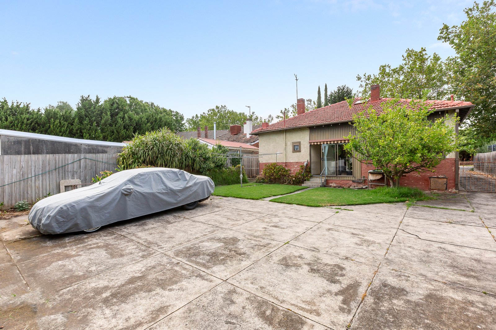 18 Through Road, Camberwell, 3124