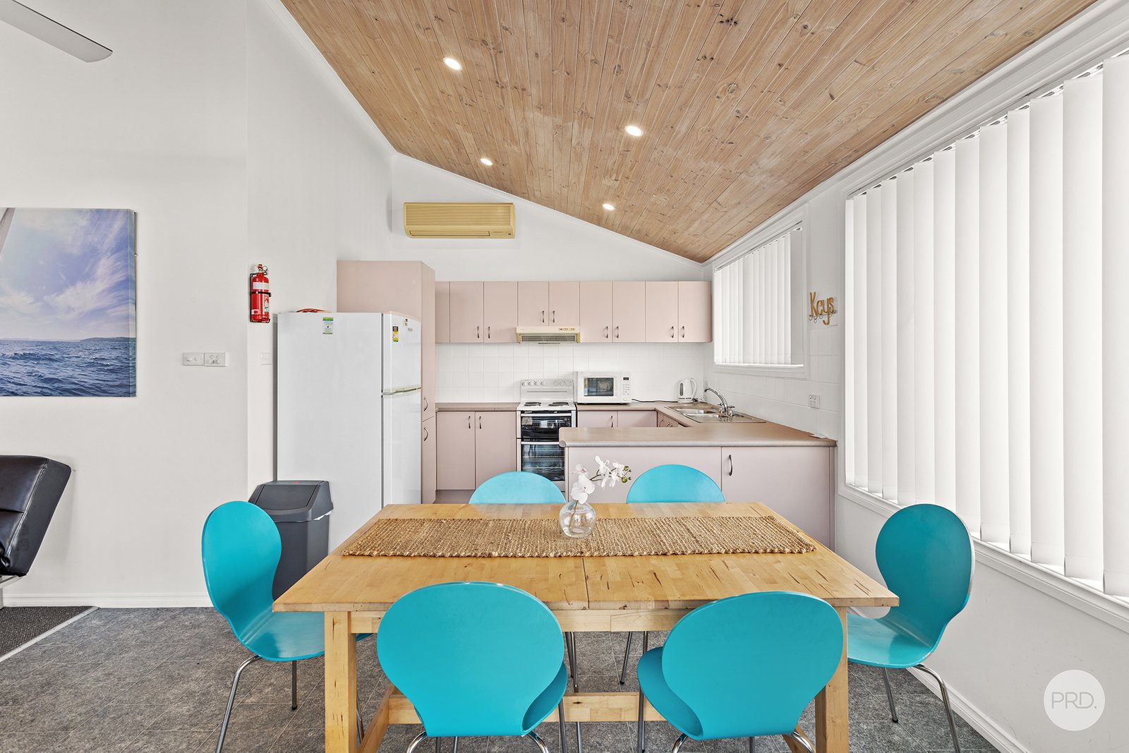 18 Tomaree Road SHOAL BAY 10