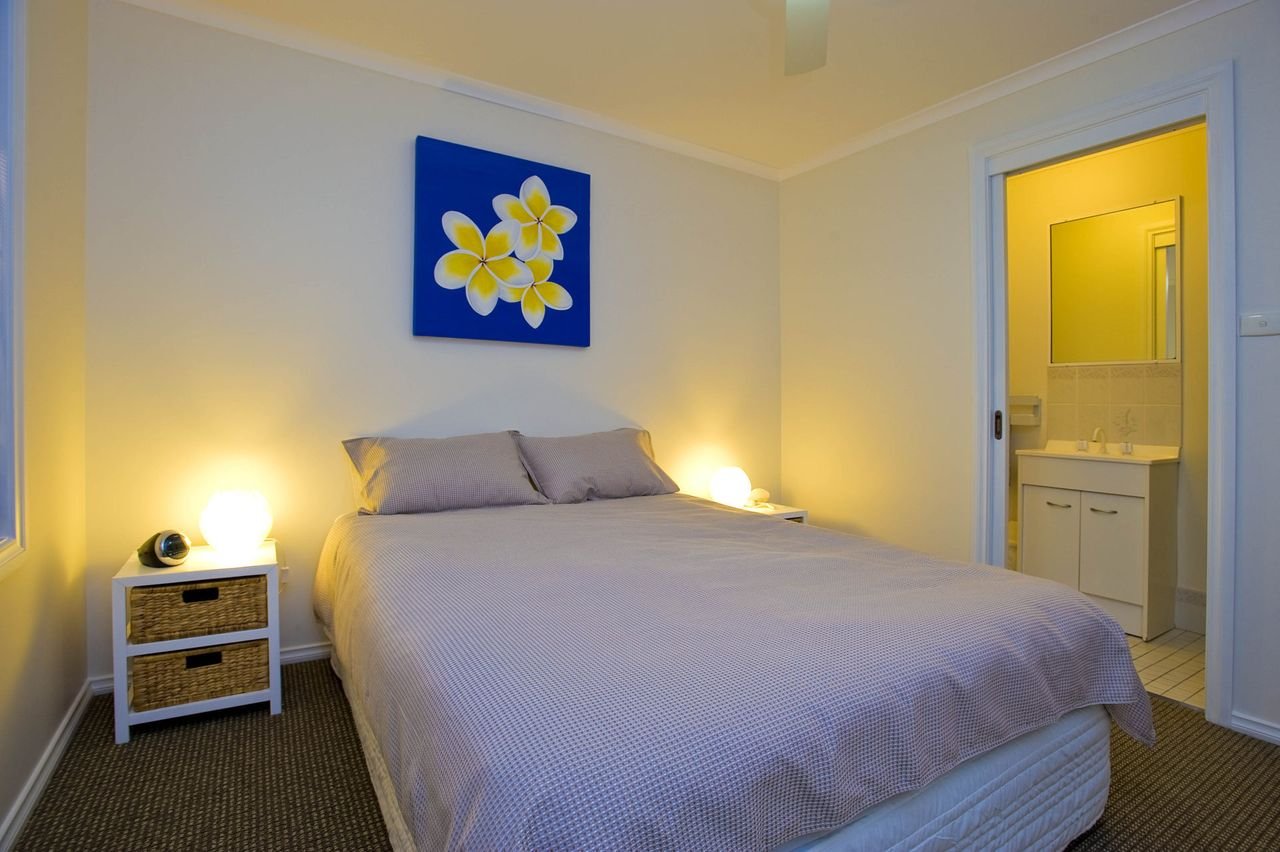 18 Tomaree Road SHOAL BAY 16