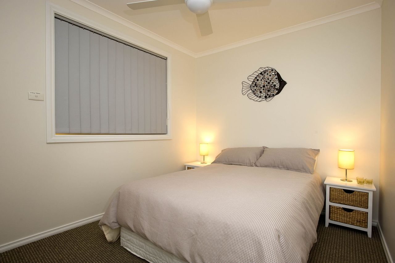 18 Tomaree Road SHOAL BAY 17