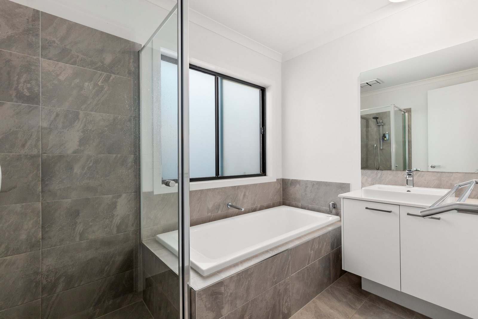 Real Estate and Property in 18 Tomatin Street, Ocean Grove, VIC