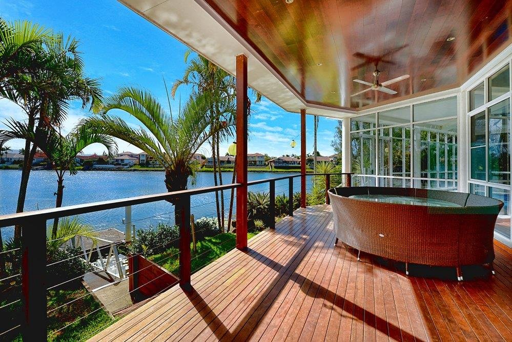 18 Tortuga Place CLEAR ISLAND WATERS 3