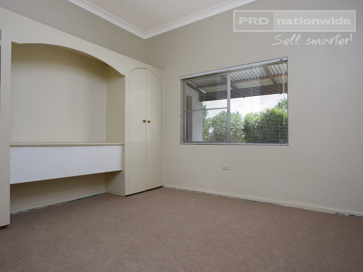 18 Travers Street WAGGA WAGGA 6