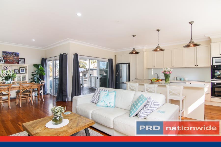 18 Treloar Avenue MORTDALE 4