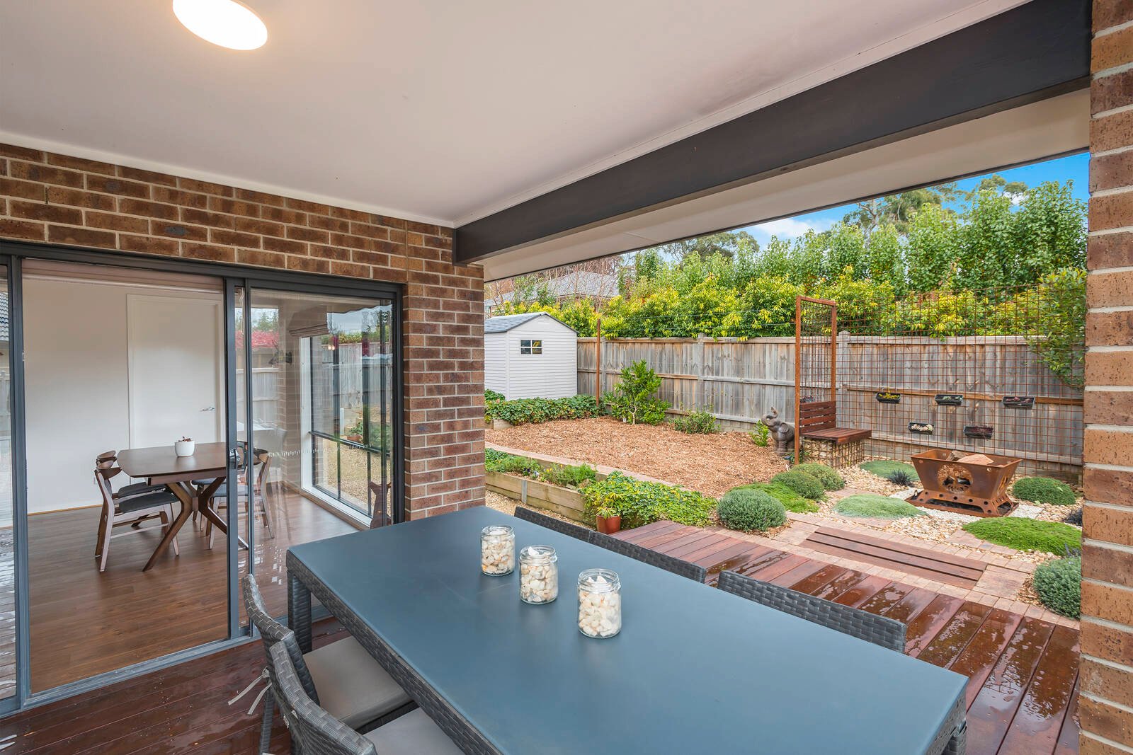 Real Estate and Property in 18 Tributary Way, Woodend, VIC