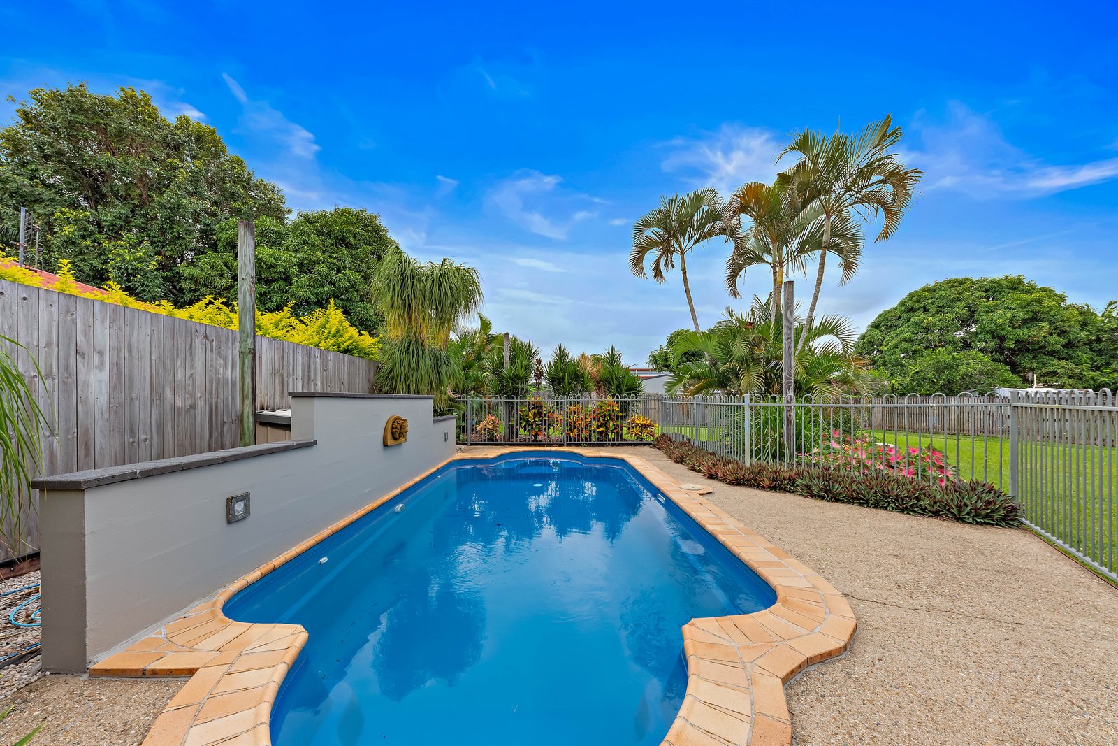 18 Trojan Court PROSERPINE 17