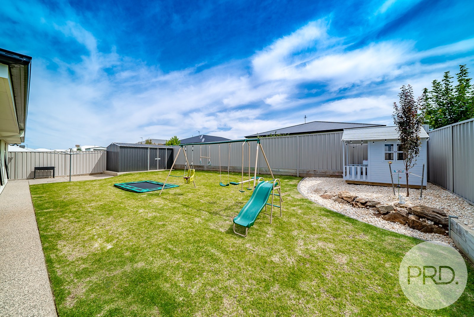 18 Turramia Crescent GOBBAGOMBALIN 16