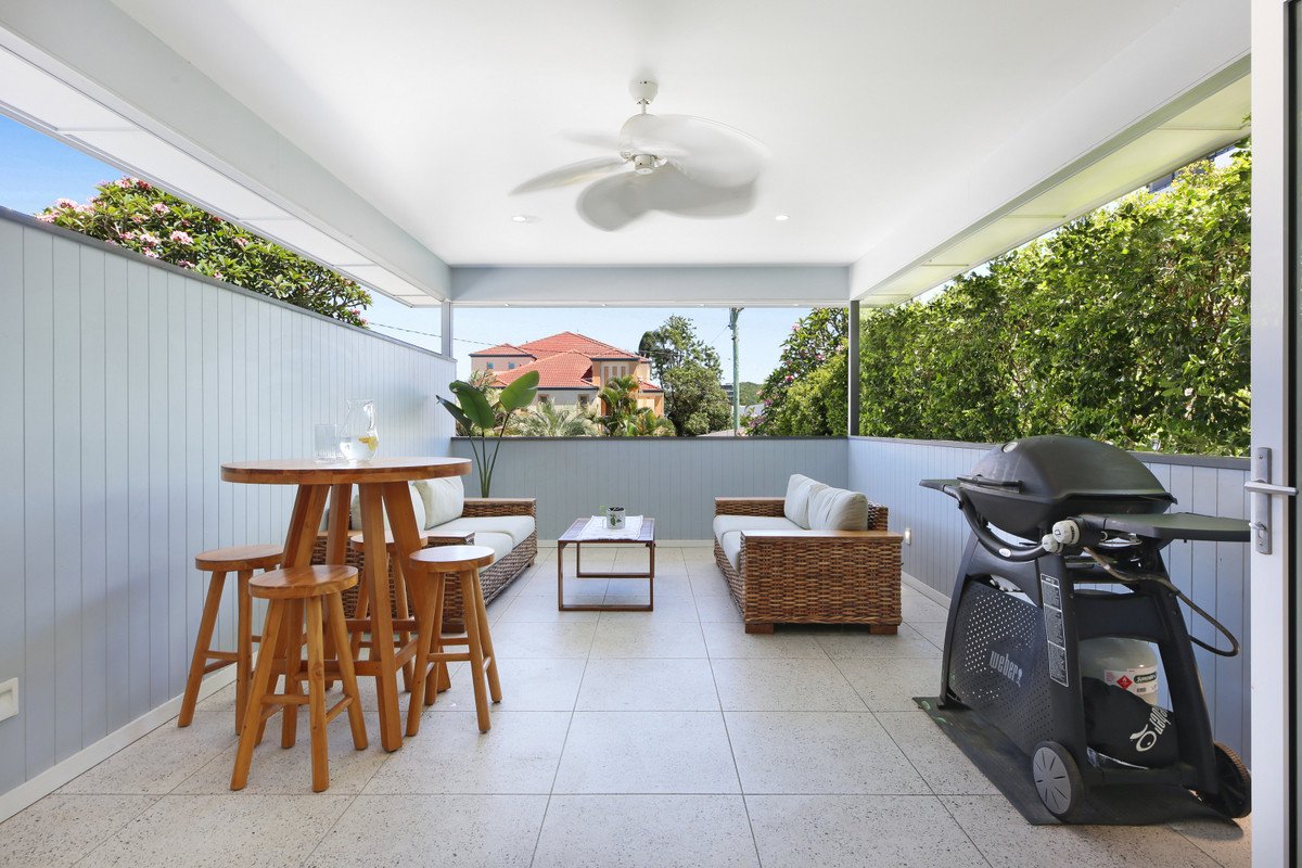 18 Twenty Fourth Avenue PALM BEACH 7