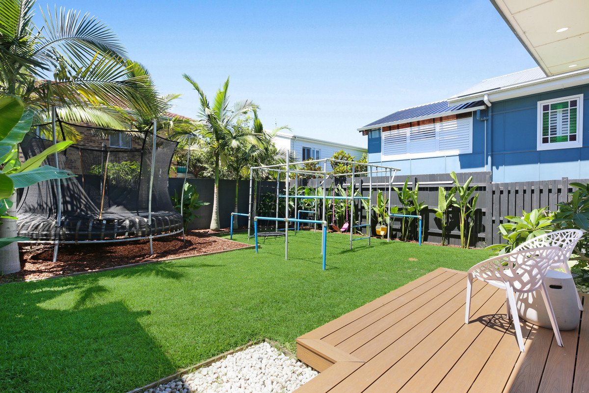 18 Twenty Fourth Avenue PALM BEACH 19