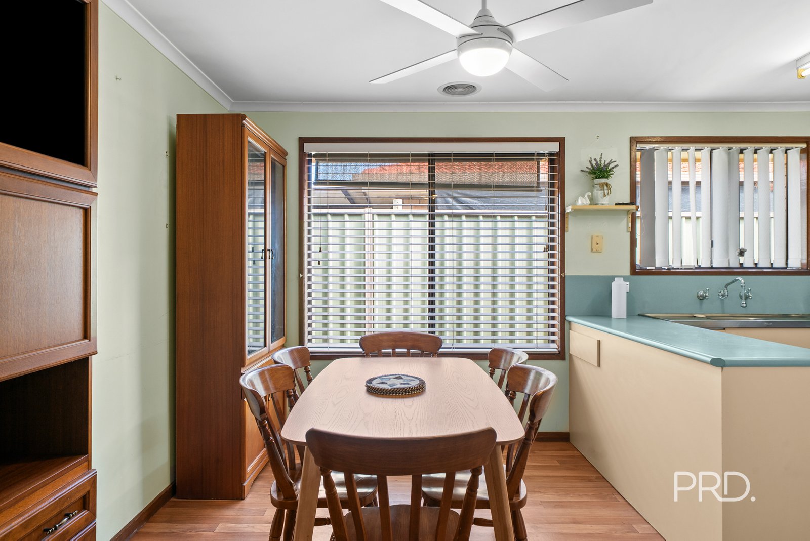 18 Undurra Drive GLENFIELD PARK 6