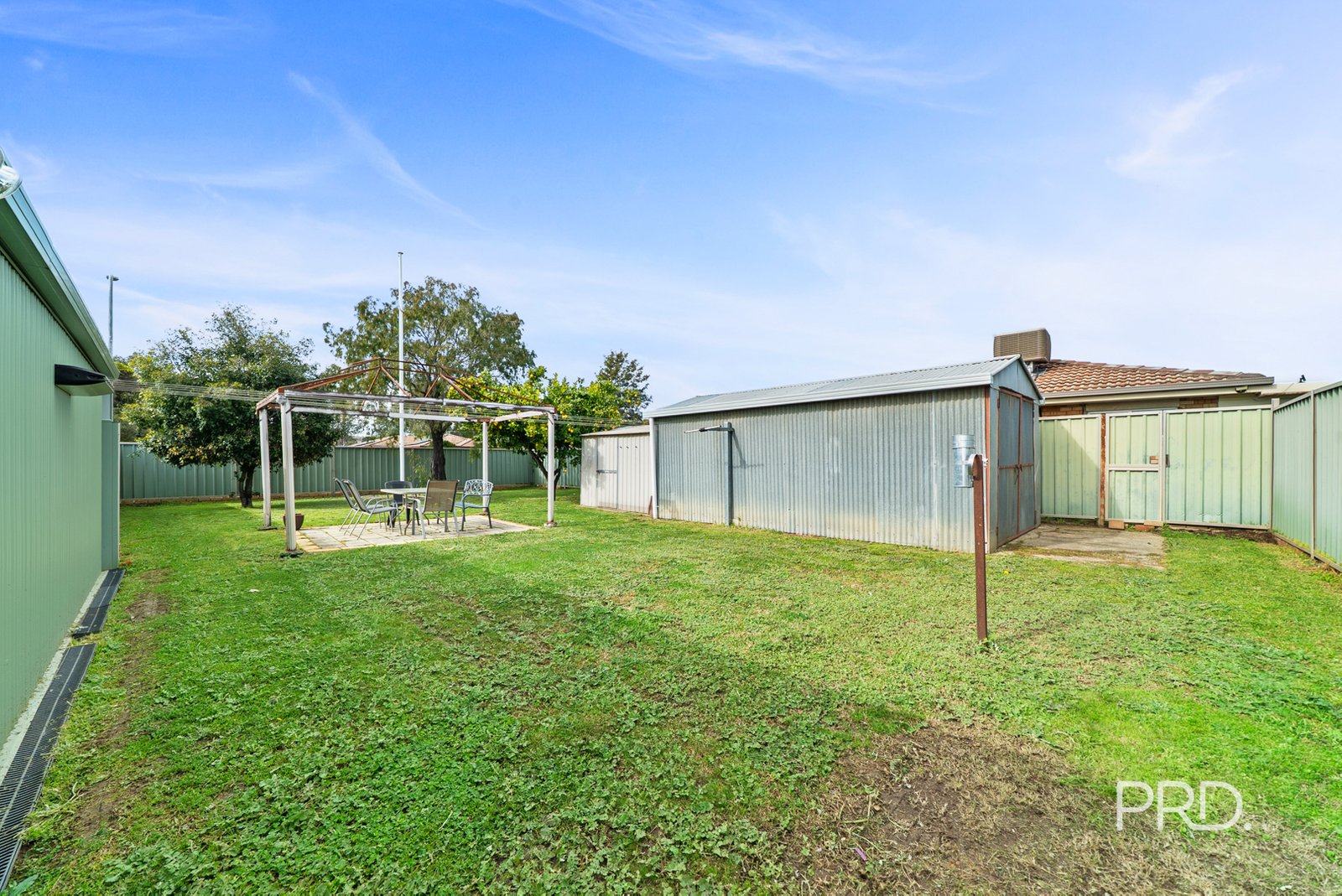 18 Undurra Drive GLENFIELD PARK 14