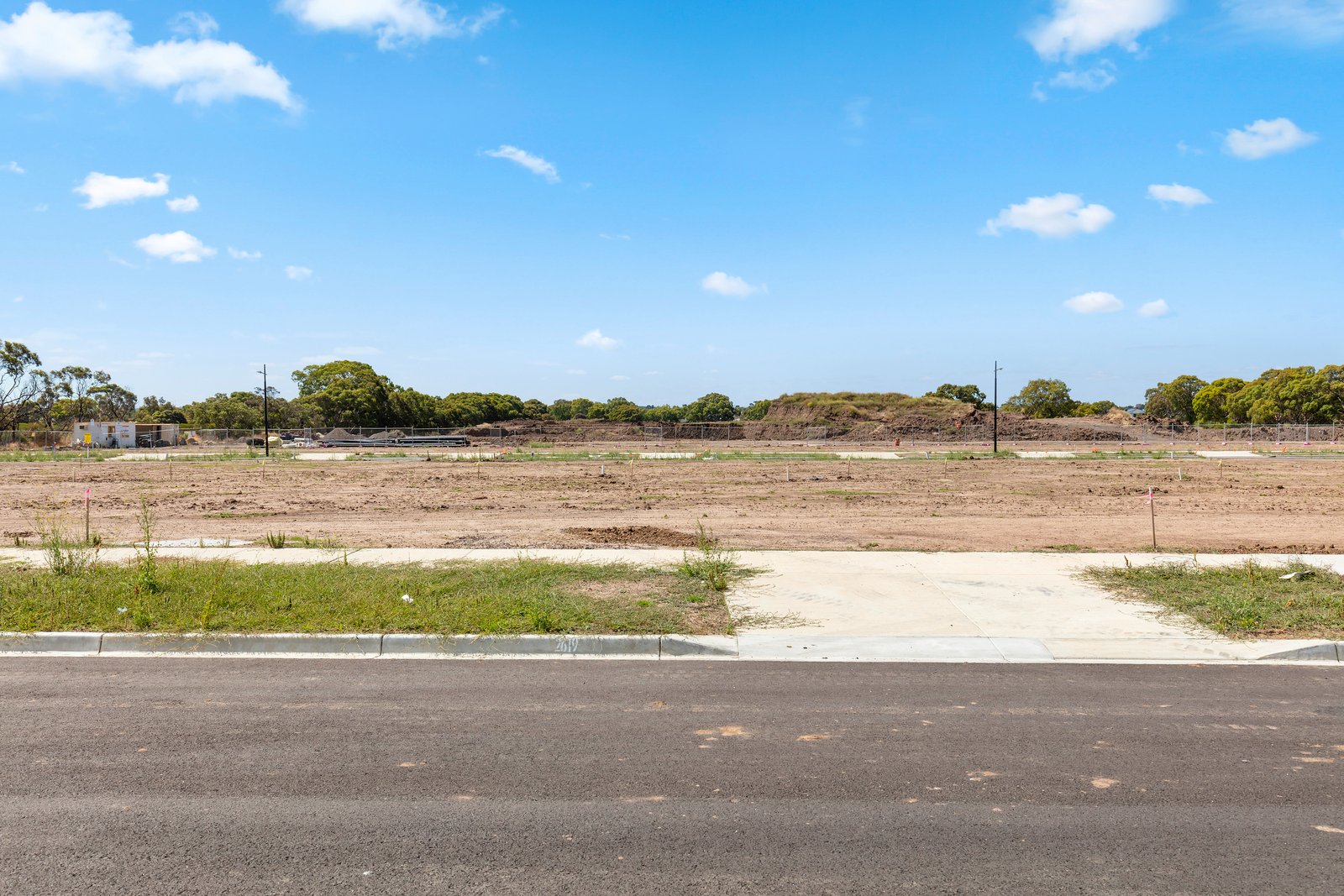 Real Estate and Property in 18 Unico Circuit, Mount Duneed, VIC