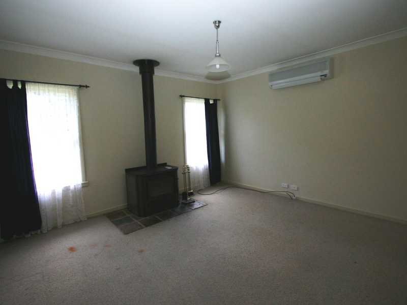 18 Urquhart Street GORDON 3