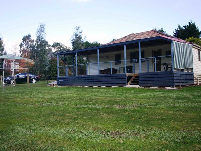 18 Urquhart Street GORDON 7