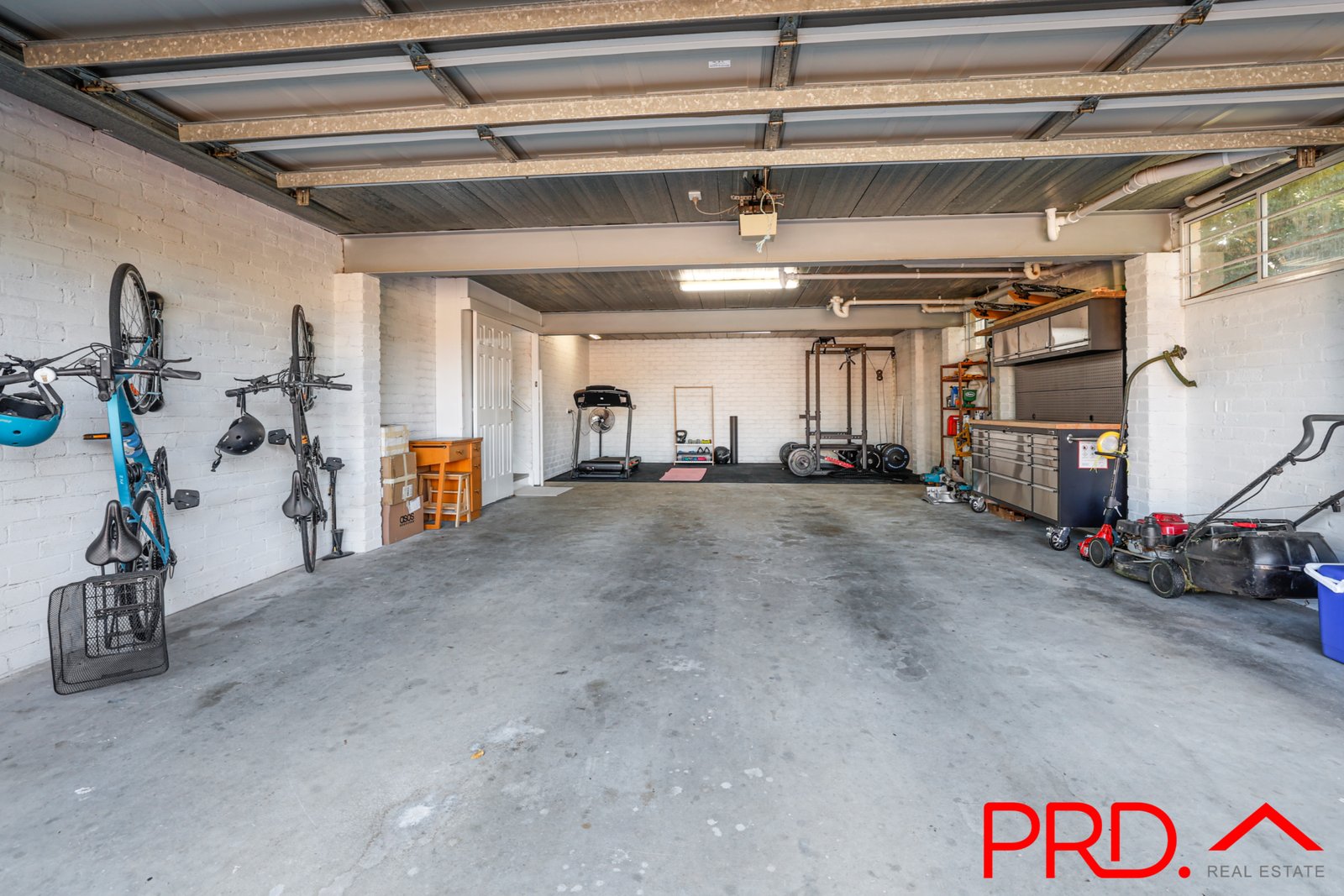 18 Valley Drive TAMWORTH 21