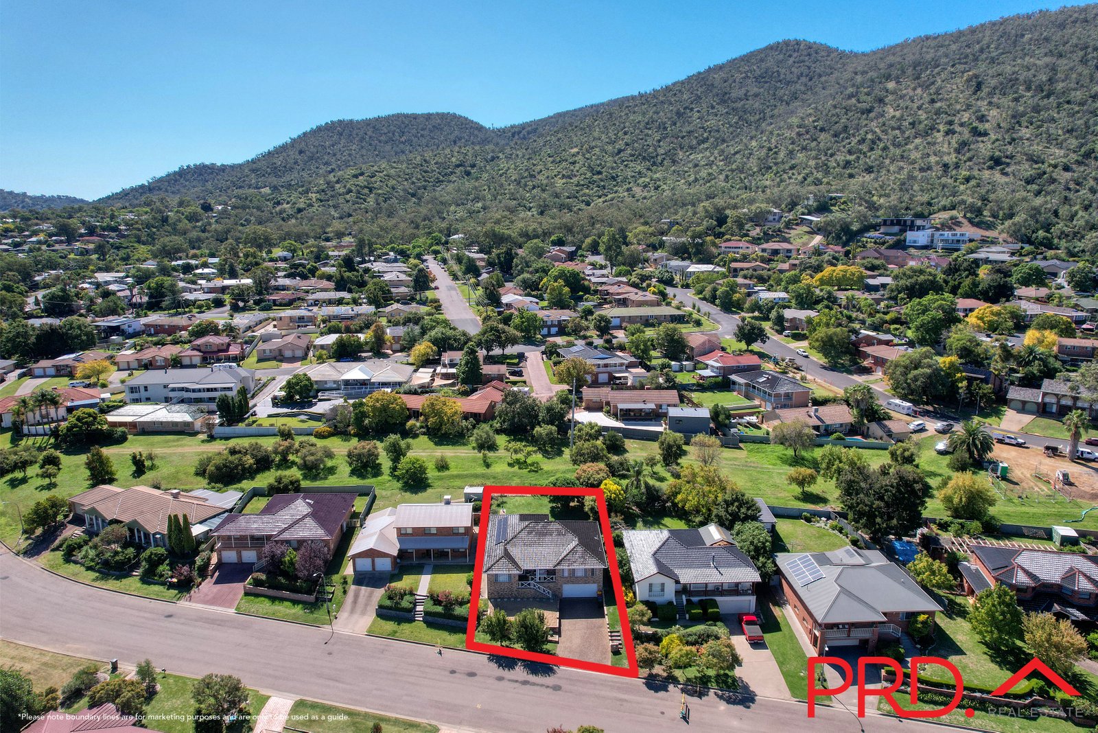 18 Valley Drive TAMWORTH 23