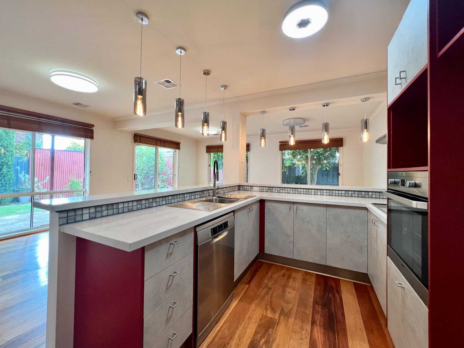 Gallery: 18 Vautier Street