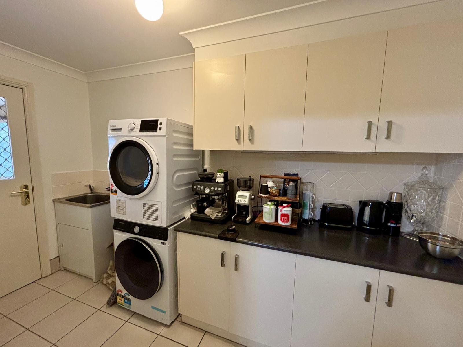 18 Ventnor Drive NORTH TAMWORTH 12