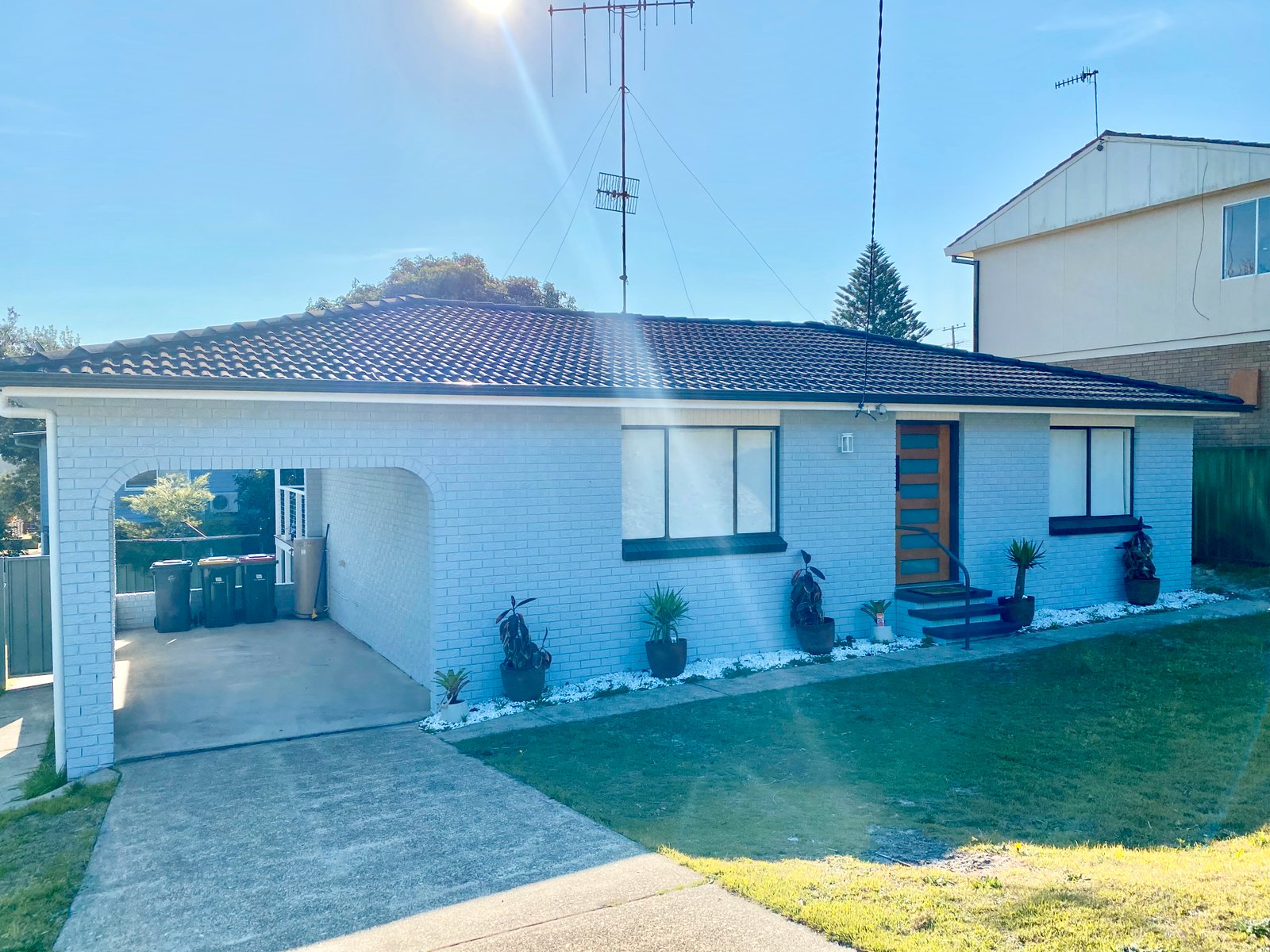 18 Victor Parade SHOAL BAY 1