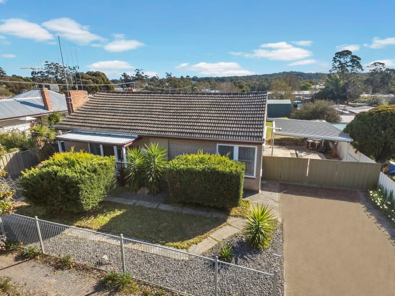 18 Victoria Street EAGLEHAWK 1
