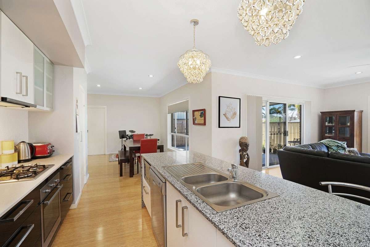 1/8 VIne Street BRANXTON 2