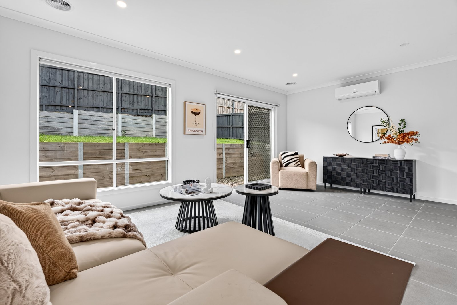 Gallery: 18 Vintage Avenue