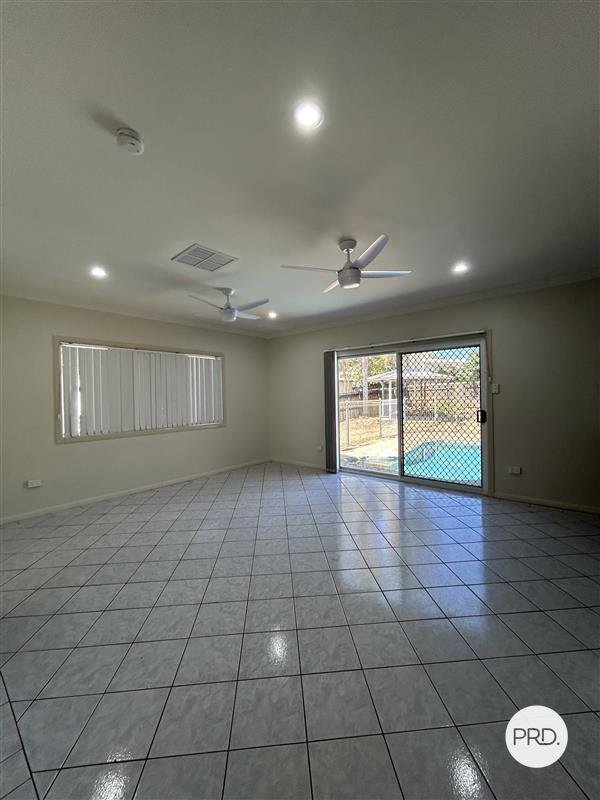 18 Volute Street SHOAL POINT 5